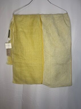 Lightweight Yellow & Cream Scarf